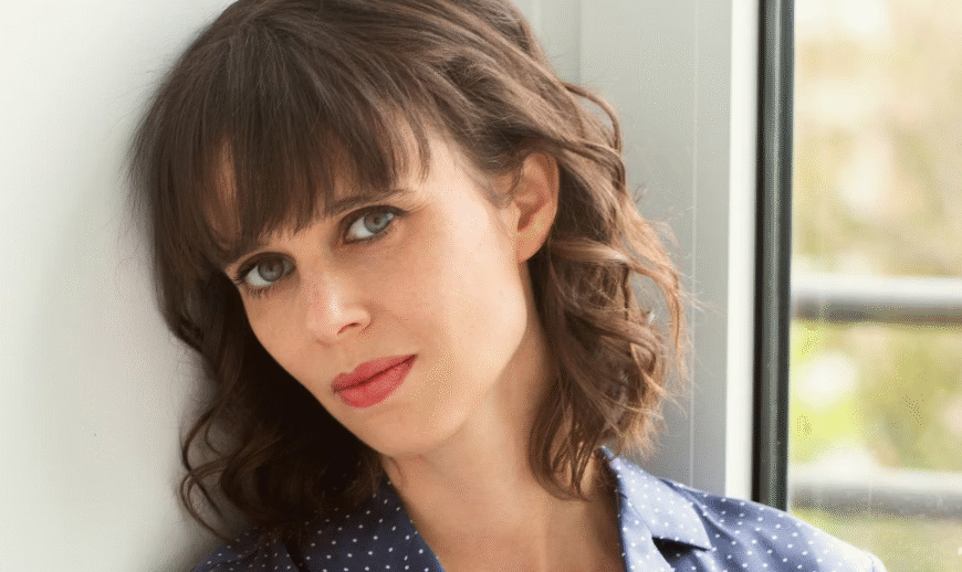 Anne Bolik vor der Kamera für „Alt, ledig findet“